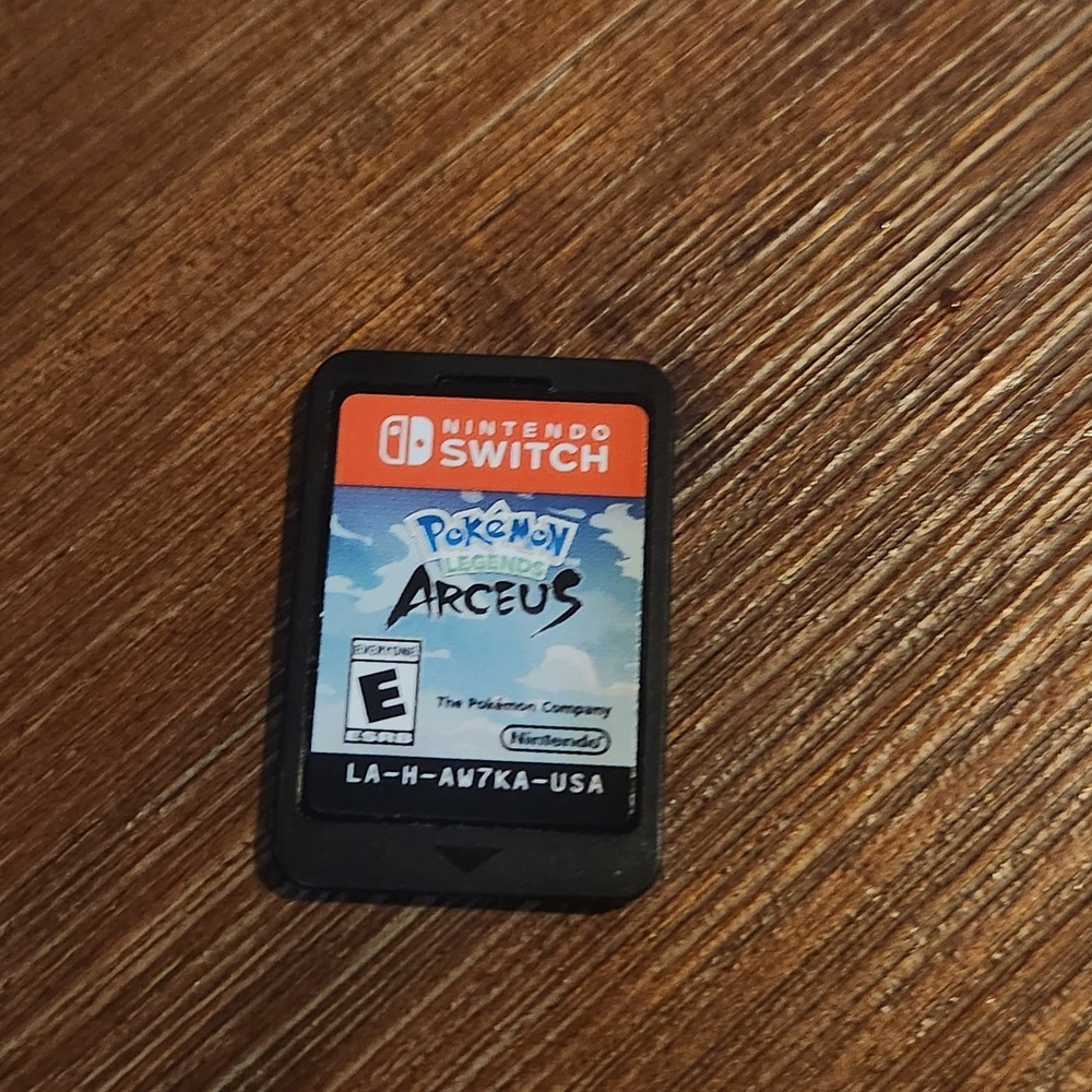 Pokemon Legends Arceus (2022) Nintendo Switch Game "Cartridge Only" No Case